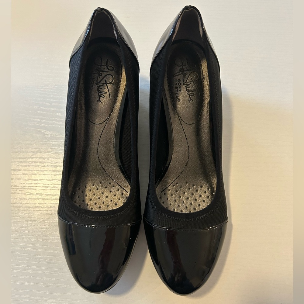 Life Stride Soft System Heal Wedges, size 7